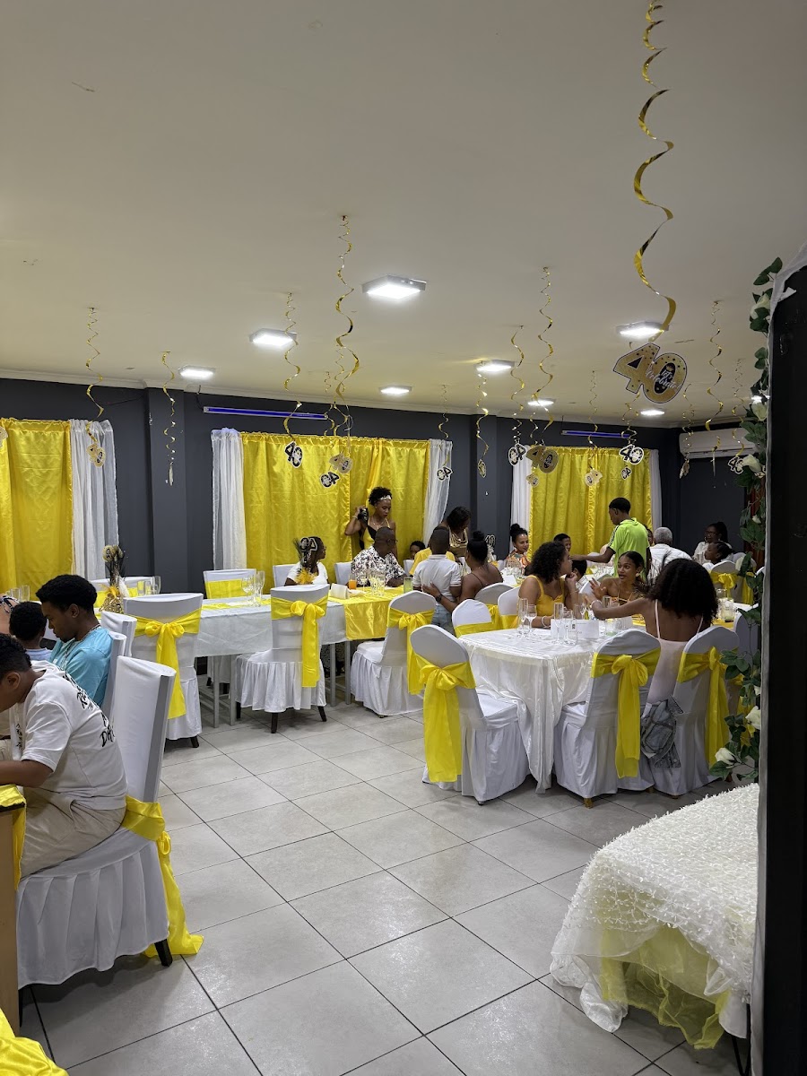 La Fiesta Restaurant & Bar